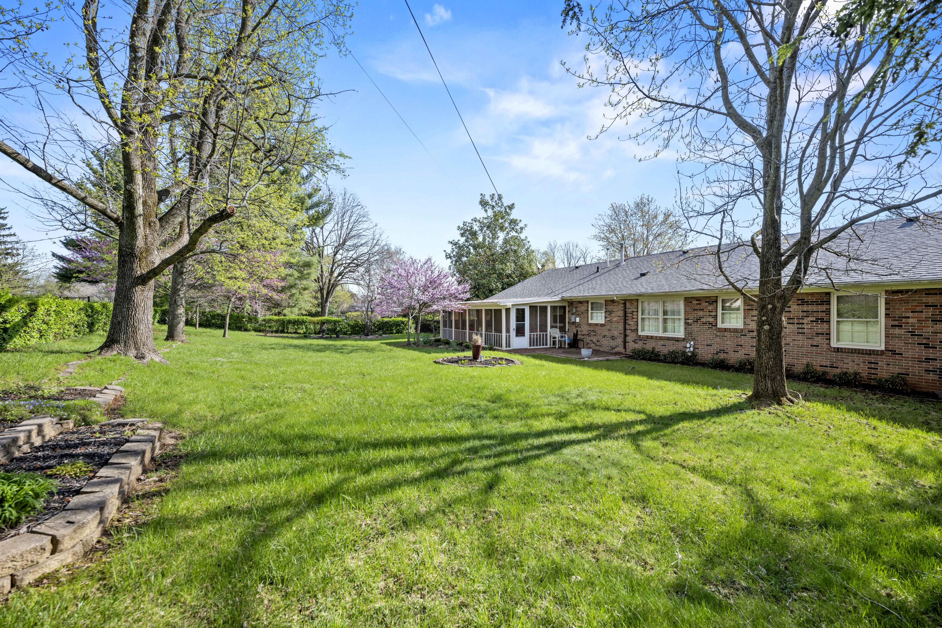 1877 Blairmore Road Lexington, KY 40502 - Photo 29 of 29 20250409-1877-Blairmore-Rd-fh-006