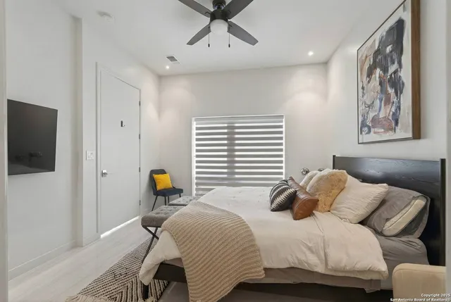 $430,000 | 17902 La Cantera Parkway, Unit 104, San Antonio, TX 78257