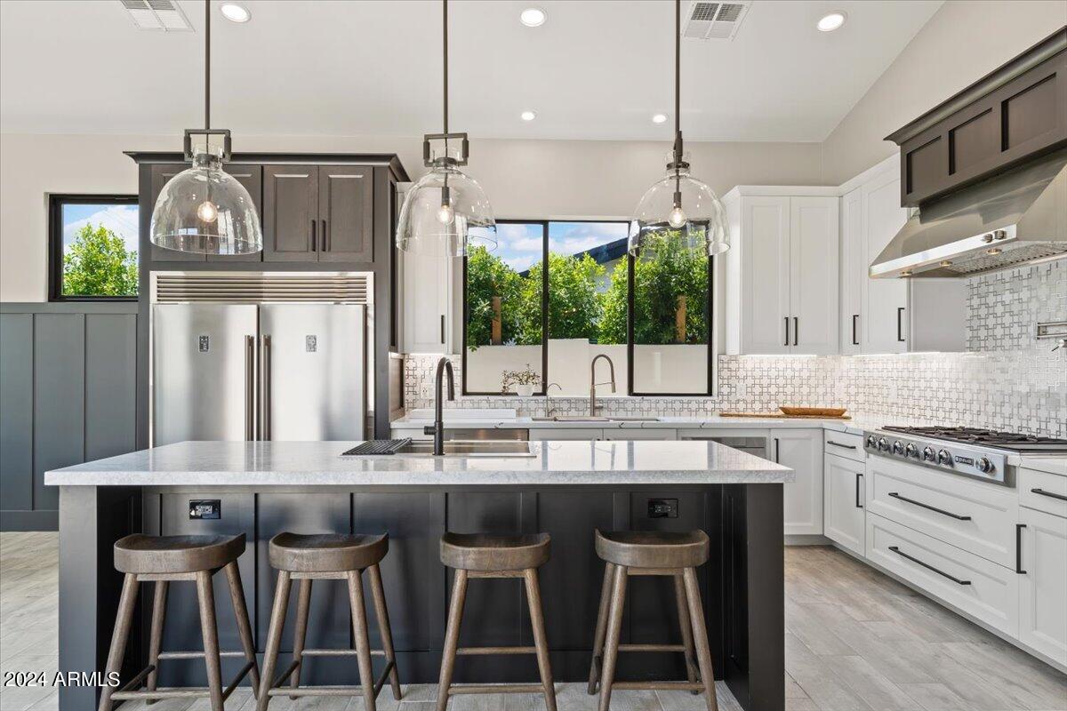 4137 East Earll Drive Phoenix, AZ 85018 - Photo 4 of 54 25-Kitchen