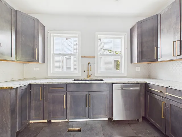 $149,900 | 12039 South Yale Avenue, Chicago, IL 60628