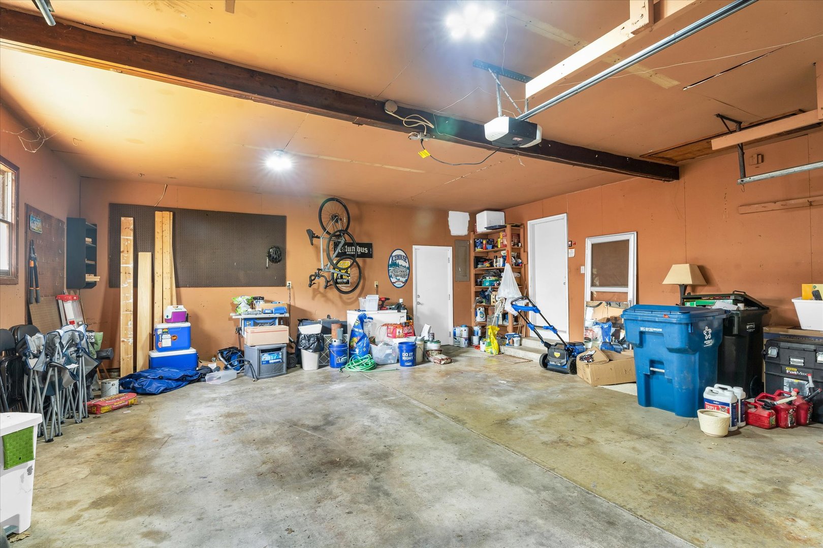 1110 Silver Street Urbana, IL 61801 - Photo 31 of 40 a view of a room with gym equipment