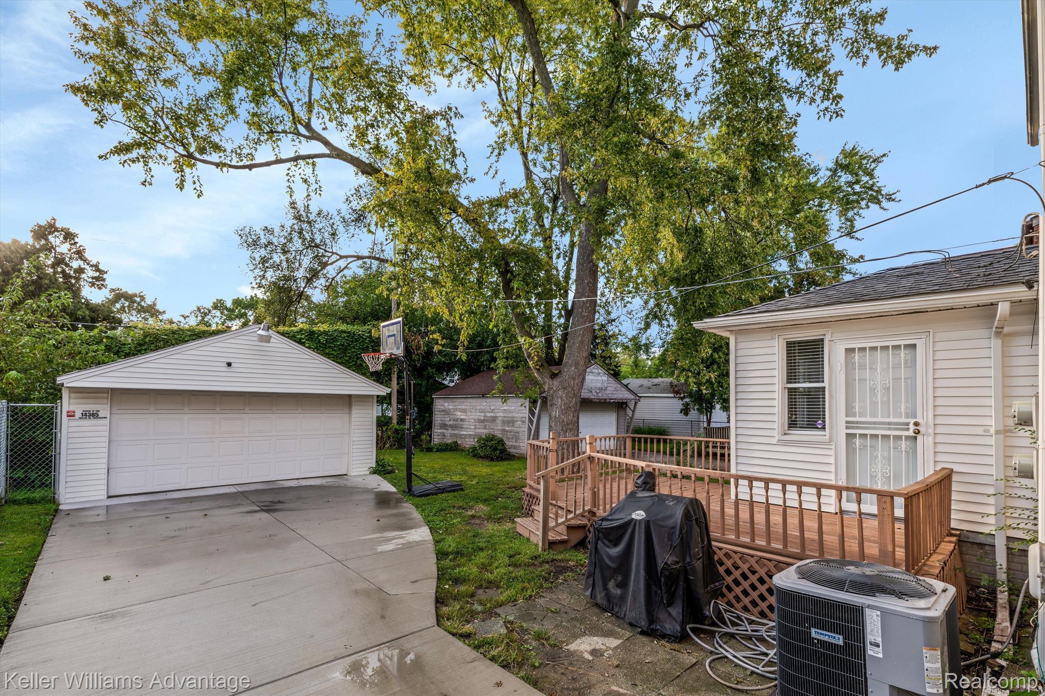 14385 Ashton Road Detroit, MI 48223 - Photo 21 of 23 Gallery Image 21