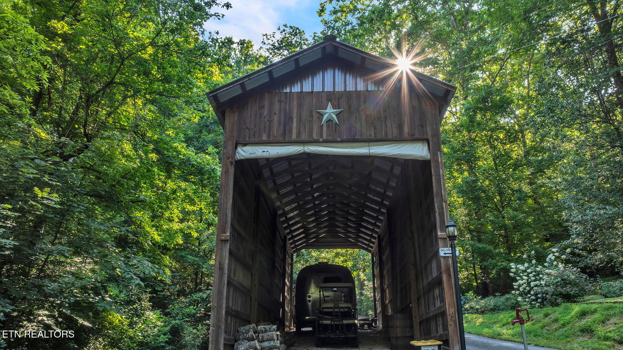 257 Lone Ridge Lane Clinton, TN 37716 - Photo 8 of 57 12-web-or-mls-257 Lone Ridge--25 (2)