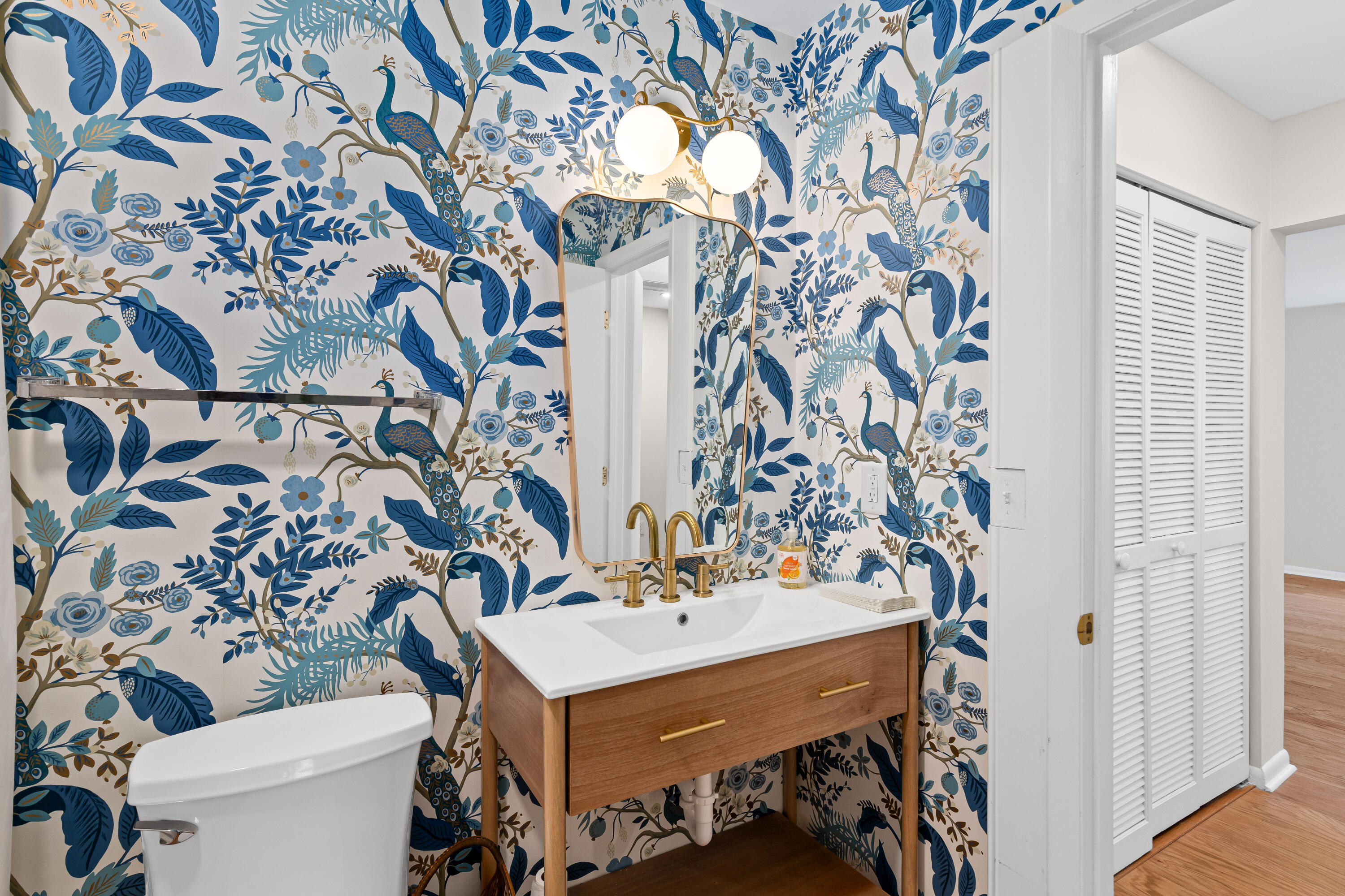 1141 Shadow Lake Circle, Unit J Mount Pleasant, SC 29464 - Photo 21 of 42 Bathroom 2