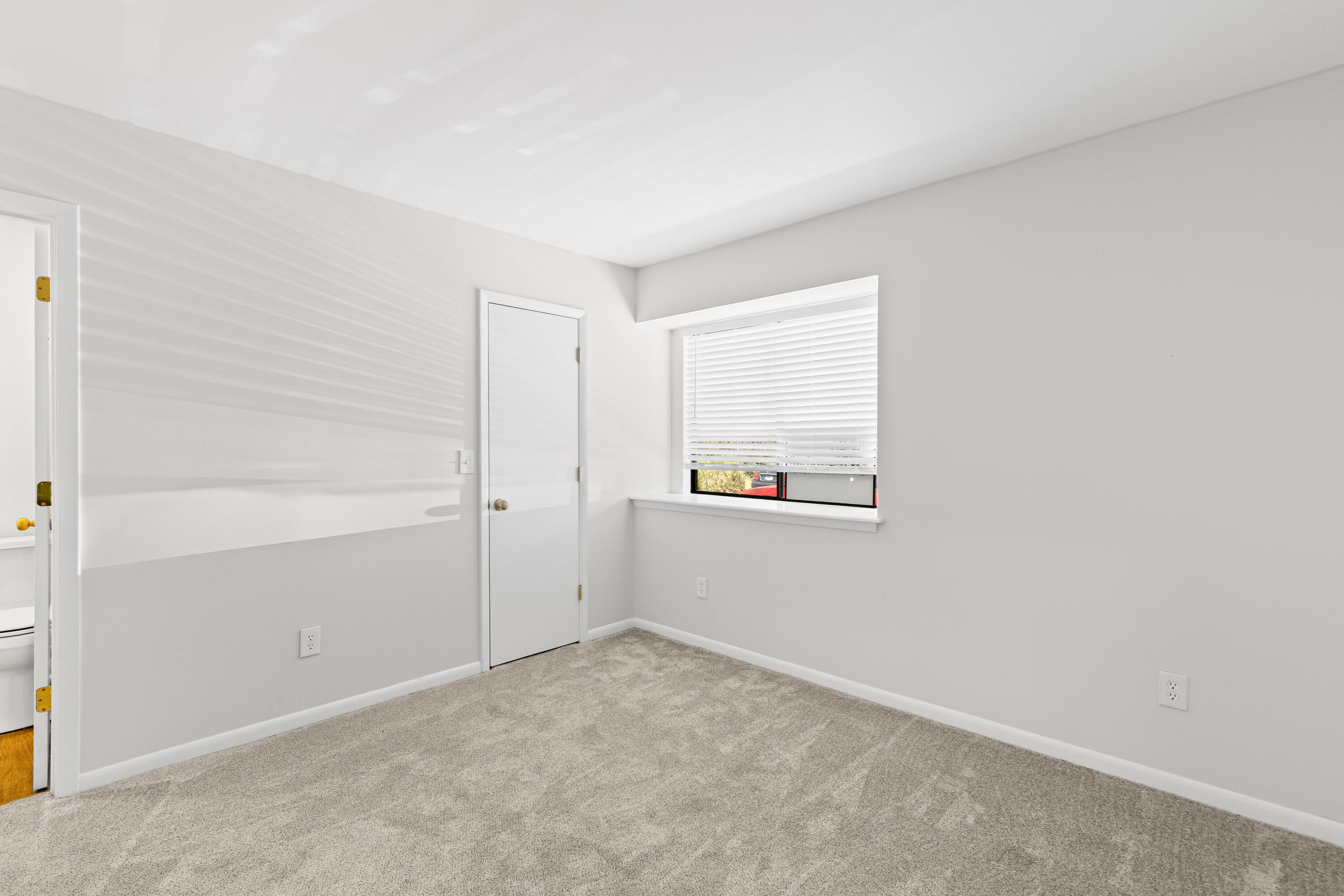 1141 Shadow Lake Circle, Unit J Mount Pleasant, SC 29464 - Photo 23 of 42 Bedroom 3