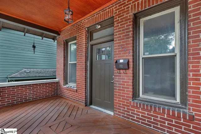 $2,000 | 109 Wilton Street, Greenville, SC 29601
