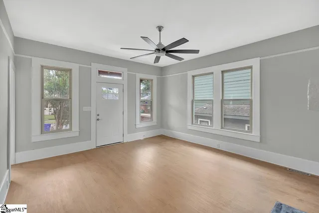 $2,000 | 109 Wilton Street, Greenville, SC 29601