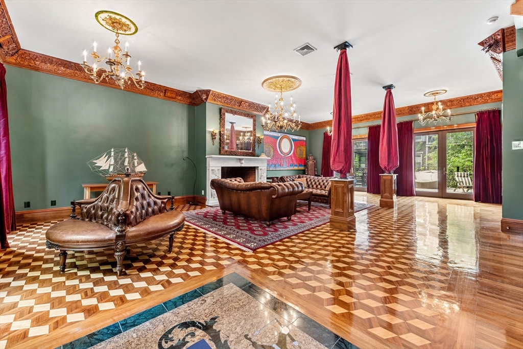 218 West Springfield Street Boston, MA 02118 - Photo 2 of 26