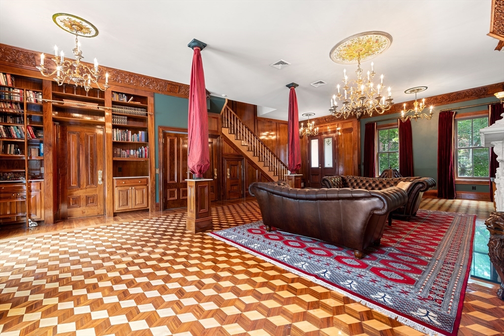 218 West Springfield Street Boston, MA 02118 - Photo 3 of 26