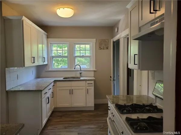 $3,300 | 1 Myrtle Avenue, Suffern, NY 10901