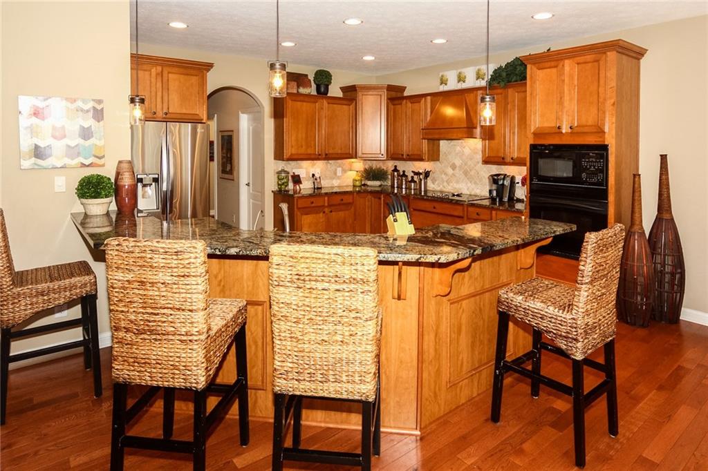 11285 Rockingham Circle Fishers, IN 46037 - Photo 11 of 39 Gallery Image 11