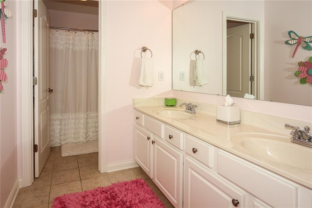 11285 Rockingham Circle Fishers, IN 46037 - Photo 29 of 39 Gallery Image 29