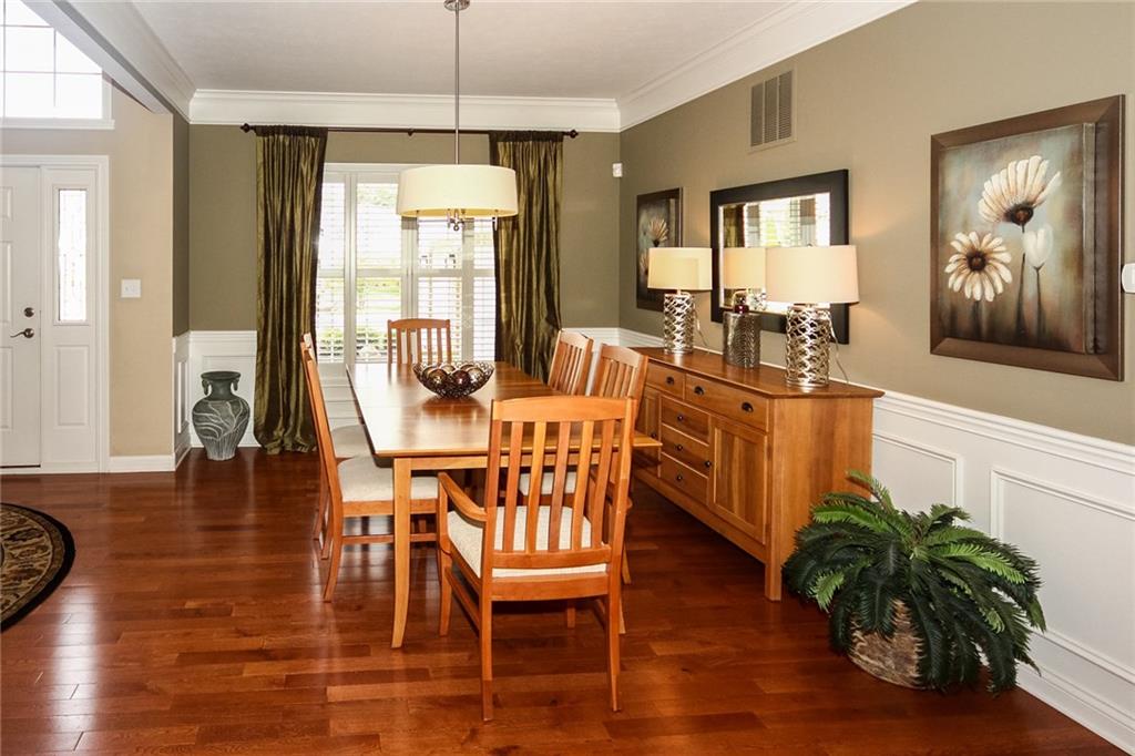 11285 Rockingham Circle Fishers, IN 46037 - Photo 5 of 39 Gallery Image 5