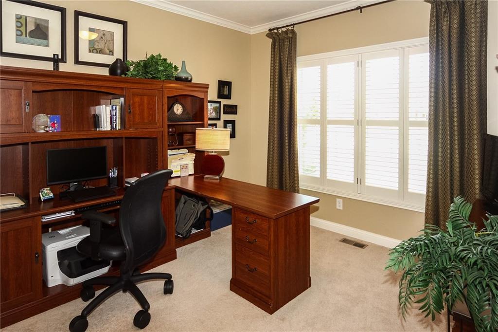 11285 Rockingham Circle Fishers, IN 46037 - Photo 6 of 39 Gallery Image 6