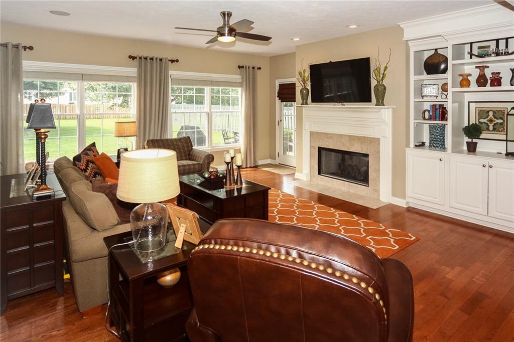 11285 Rockingham Circle Fishers, IN 46037 - Photo 7 of 39 Gallery Image 7