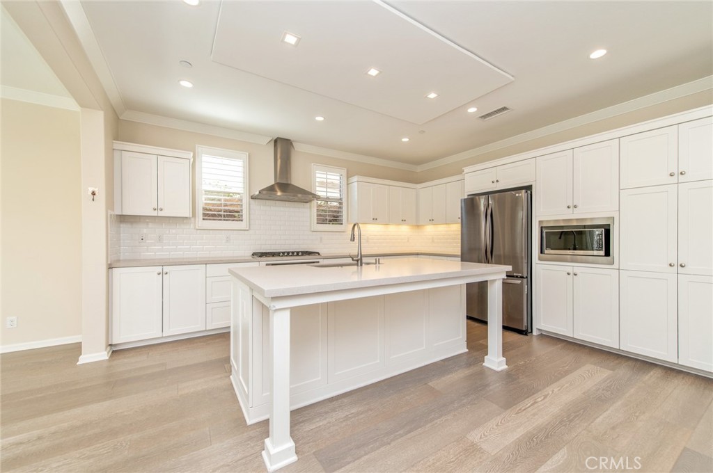 93 Decker Irvine, CA 92620 - Photo 7 of 29