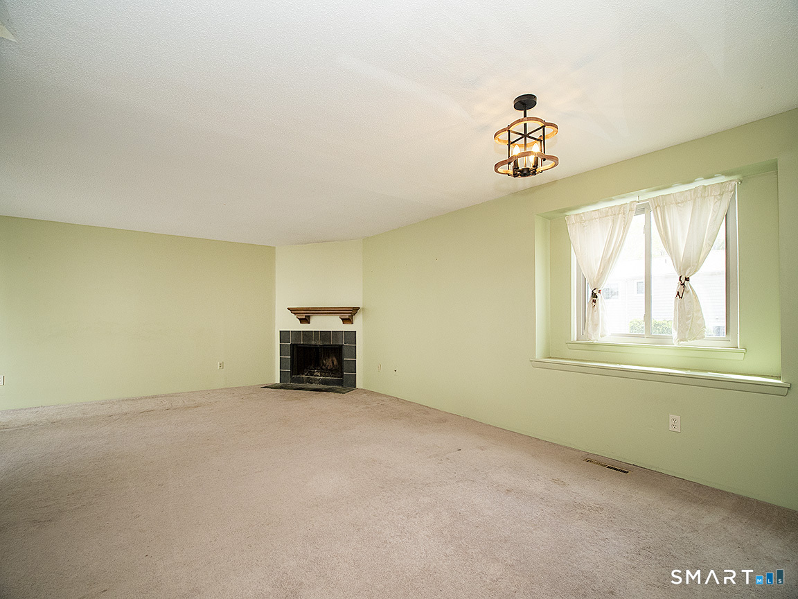 81 River Bend Road, Unit C Stratford, CT 06614 - Photo 2 of 34