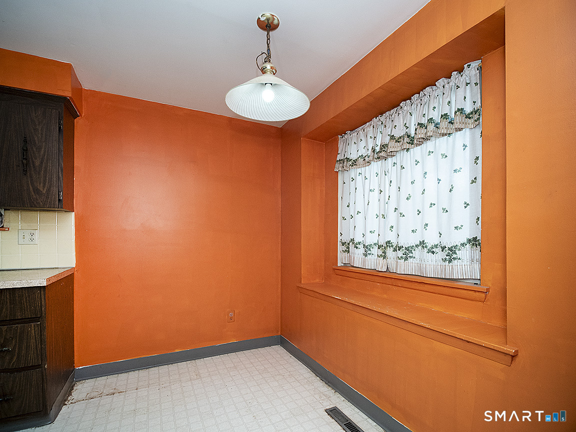 81 River Bend Road, Unit C Stratford, CT 06614 - Photo 7 of 34