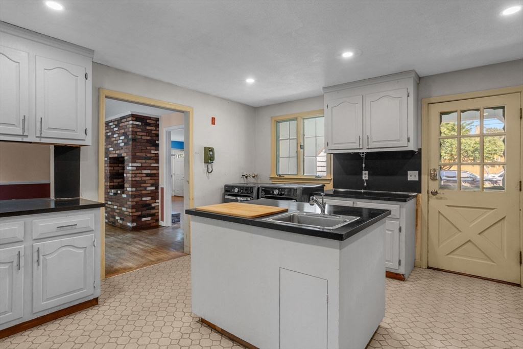 25 Manor Way Barnstable, MA 02655 - Photo 9 of 40