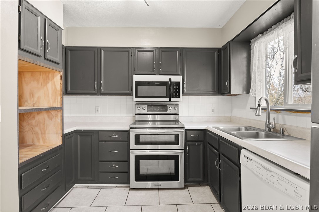 824 El Tampa Road Camdenton, MO 65020 - Photo 8 of 34