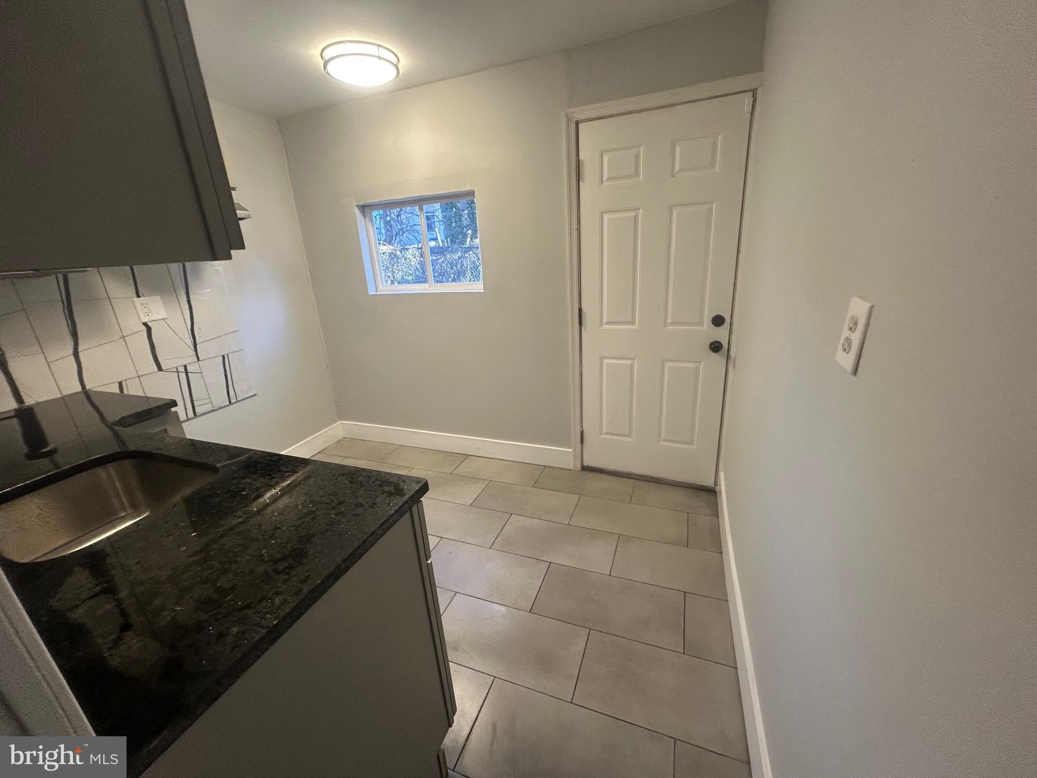 5647 Heiskell Street Philadelphia, PA 19144 - Photo 8 of 15