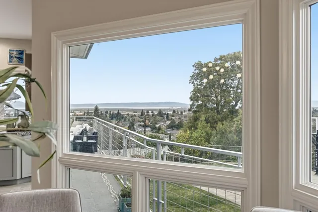 $4,395,000 | 230 Rockridge Road, San Carlos, CA 94070