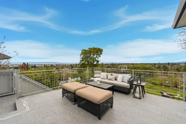 $4,395,000 | 230 Rockridge Road, San Carlos, CA 94070