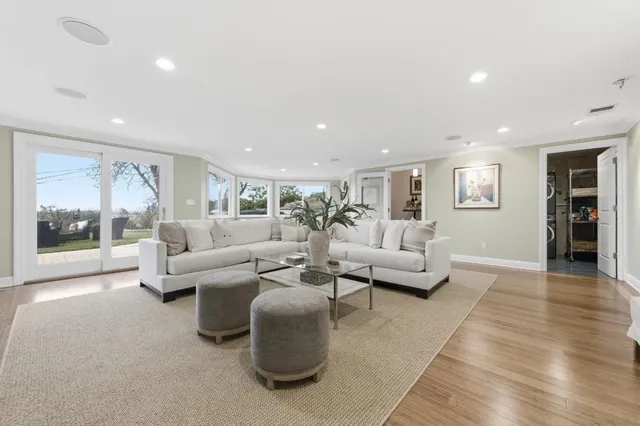$4,395,000 | 230 Rockridge Road, San Carlos, CA 94070