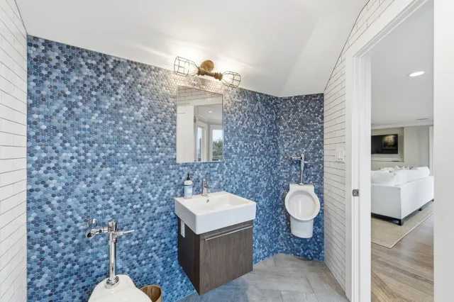 $4,395,000 | 230 Rockridge Road, San Carlos, CA 94070