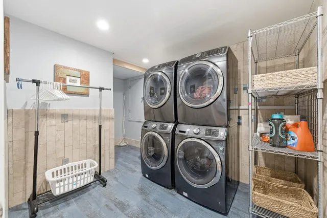 $4,395,000 | 230 Rockridge Road, San Carlos, CA 94070