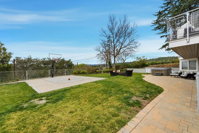$4,395,000 | 230 Rockridge Road, San Carlos, CA 94070