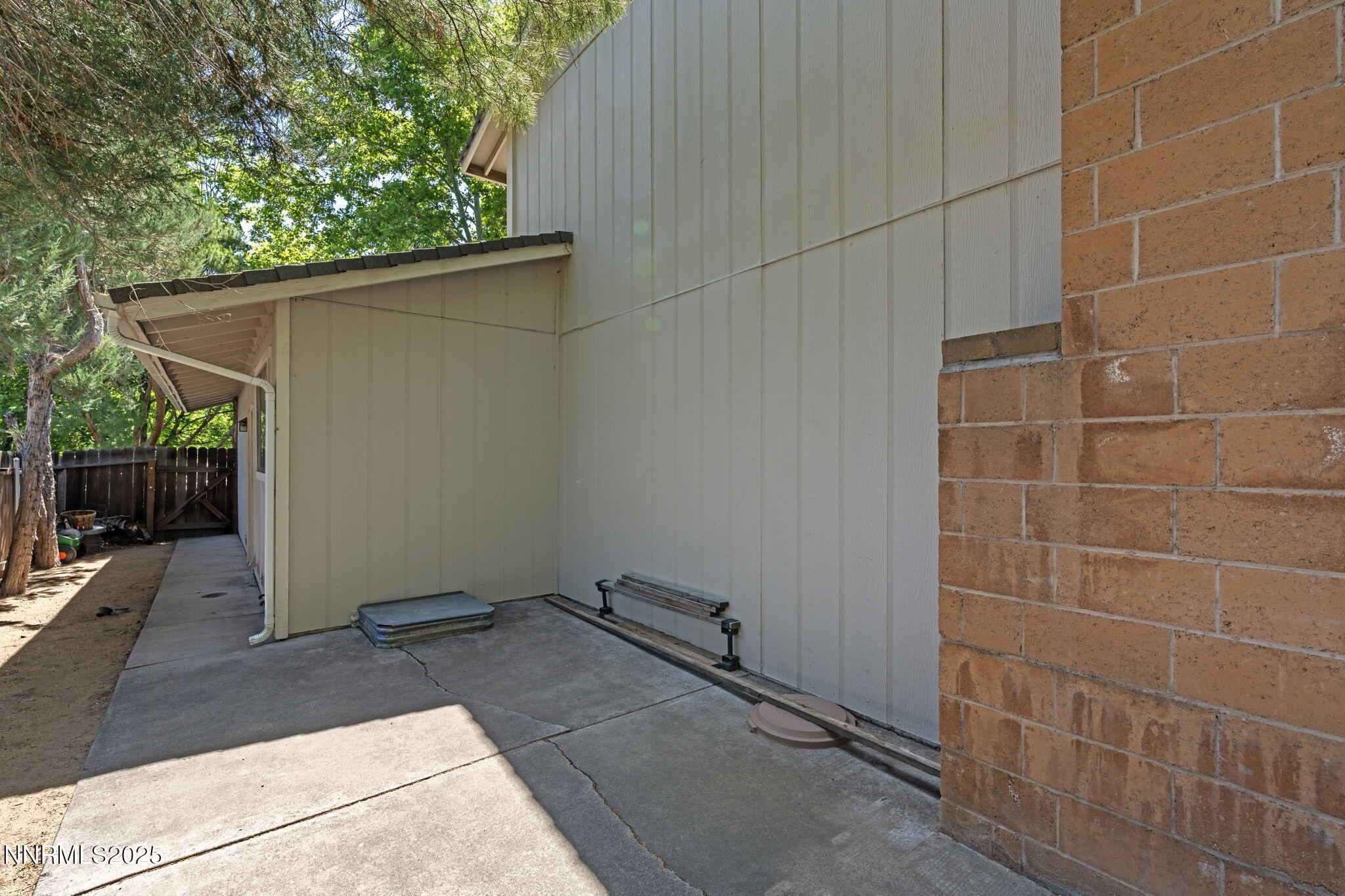 4899 Cool Springs Drive Reno, NV 89509 - Photo 37 of 41 a view of a small space