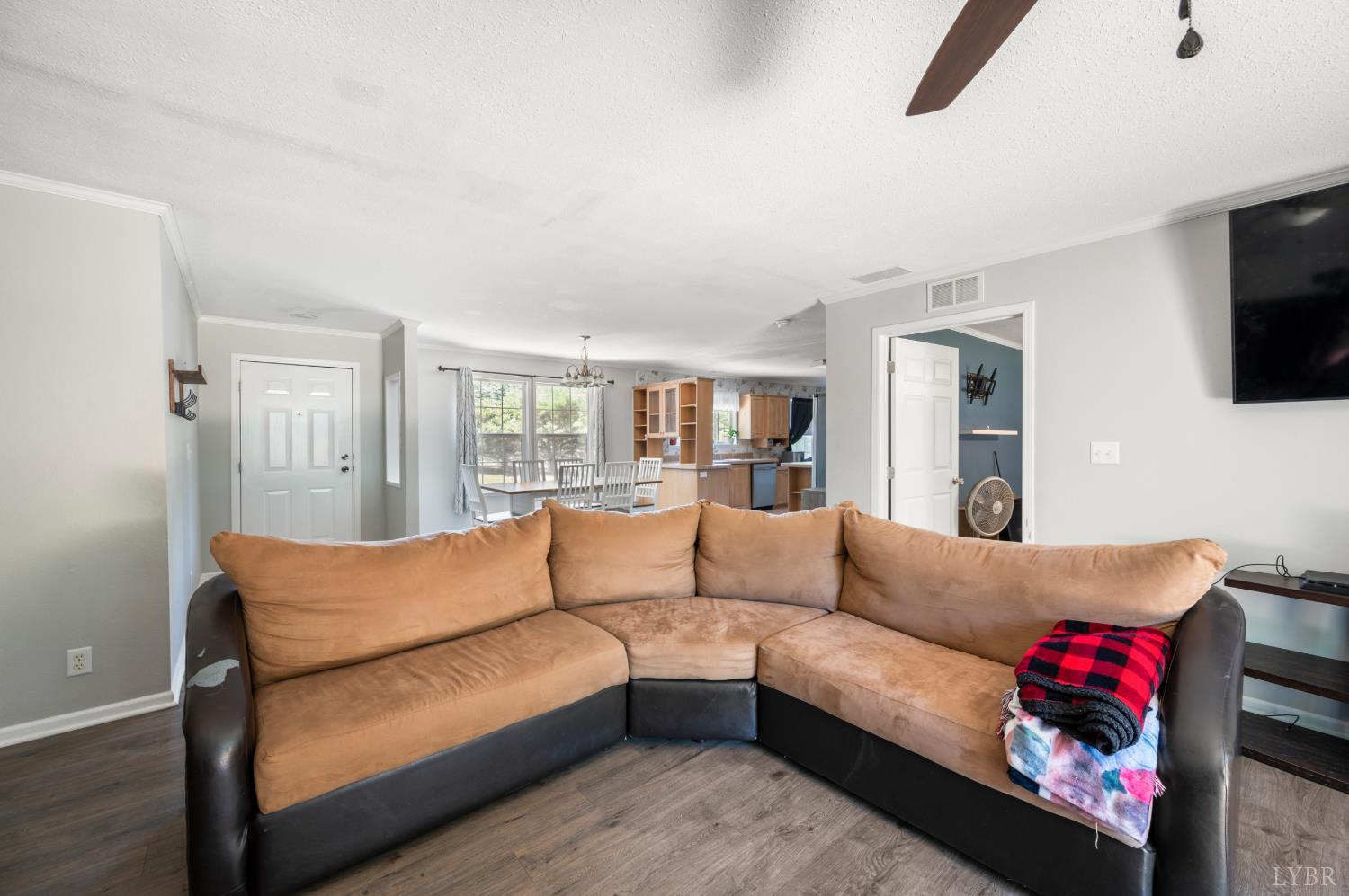 740 Long Island Road Gladys, VA 24554 - Photo 4 of 55