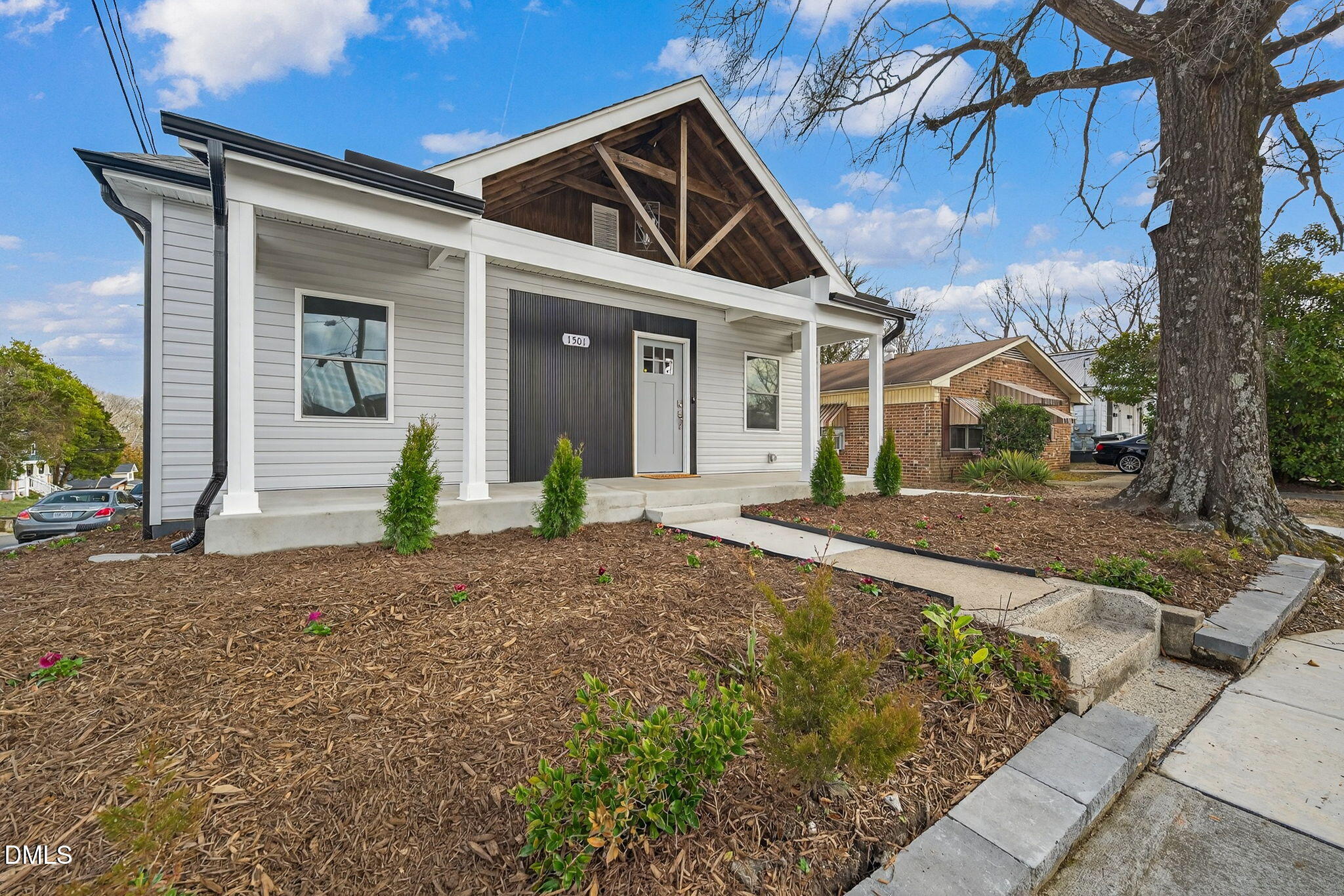 1501 South Roxboro Street Durham, NC 27707 - Photo 2 of 32 2Front