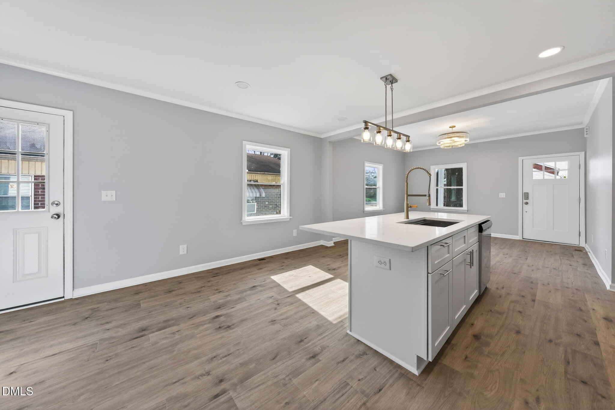 1501 South Roxboro Street Durham, NC 27707 - Photo 7 of 32 7KitLiv1