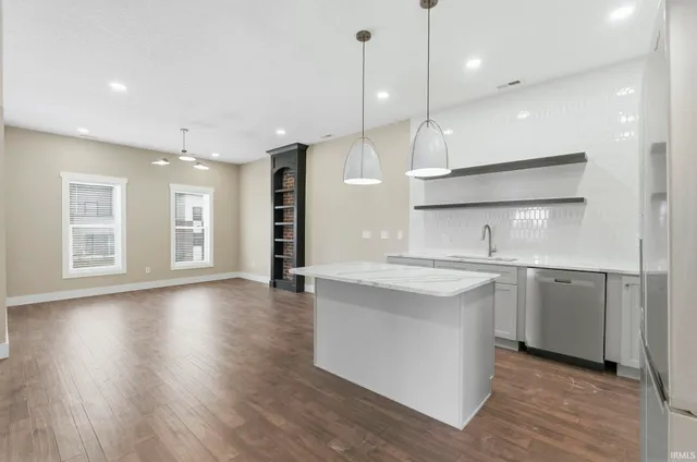 $550,000 | 1220 Fairfield Avenue, Fort Wayne, IN 46802