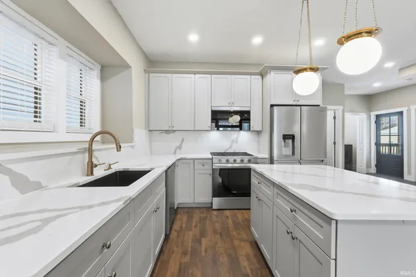 $499,900 | 1220 Fairfield Avenue, Fort Wayne, IN 46802