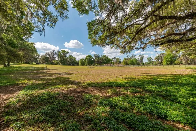 $600,000 | 6124 Northwest 160th Street, Reddick, FL 32686