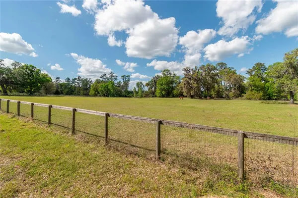 $475,000 | 6124 Northwest 160th Street, Reddick, FL 32686
