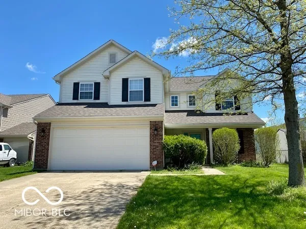 $349,900 | 6809 North Lufkin Court, McCordsville, IN 46055