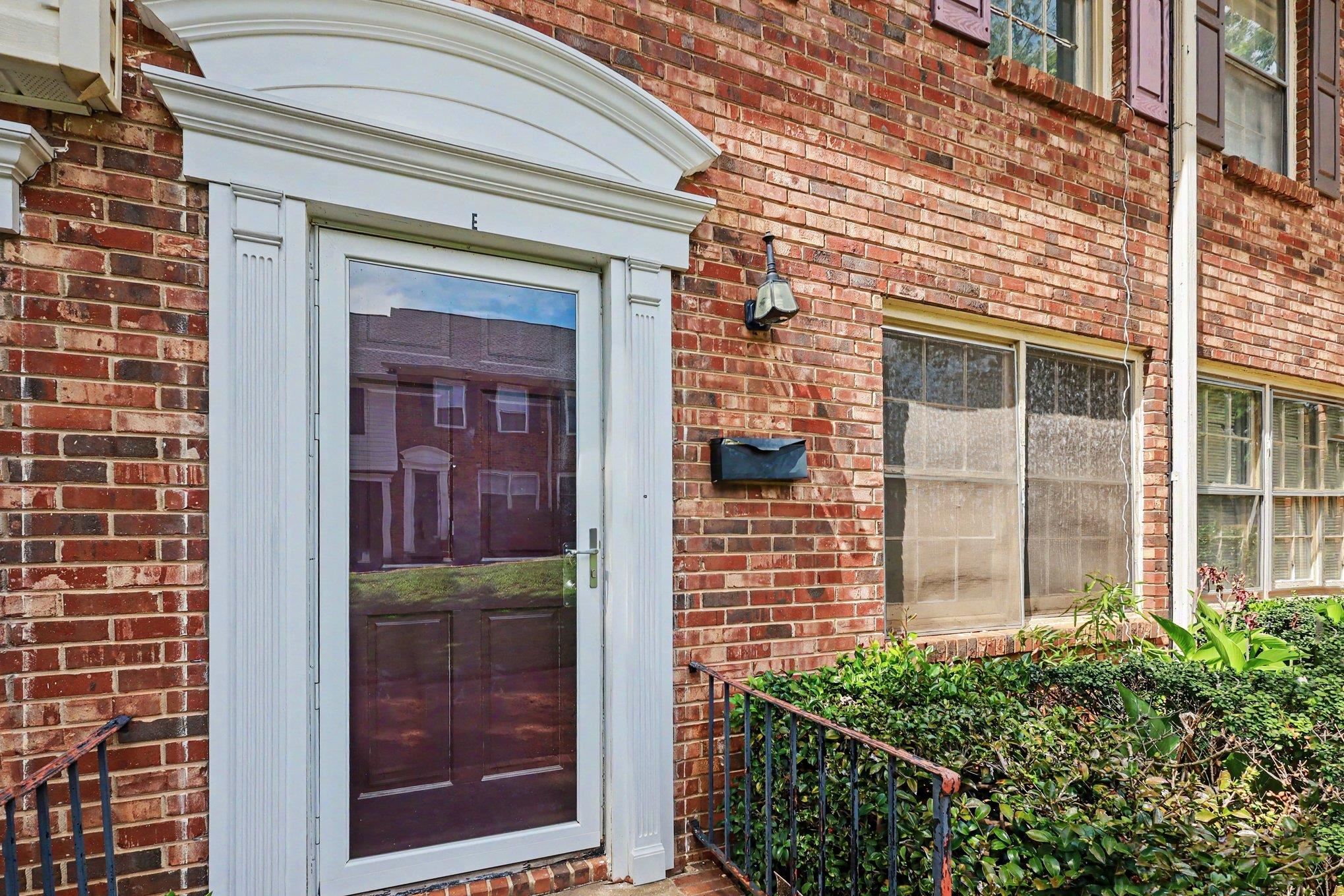 1446 Dover Road Spartanburg, SC 29301 - Photo 4 of 26