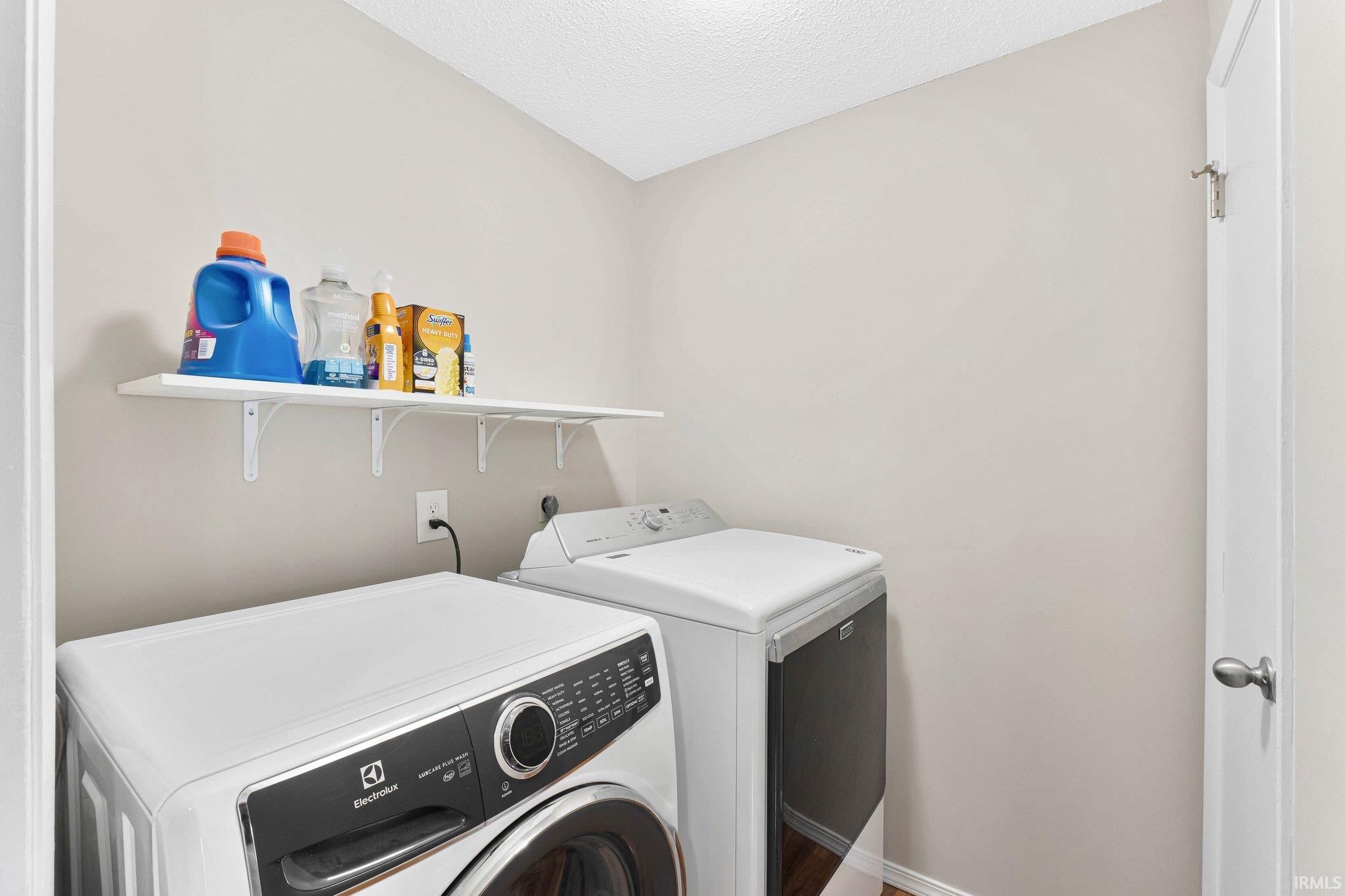 7001 Salge Drive Fort Wayne, IN 46835 - Photo 20 of 36