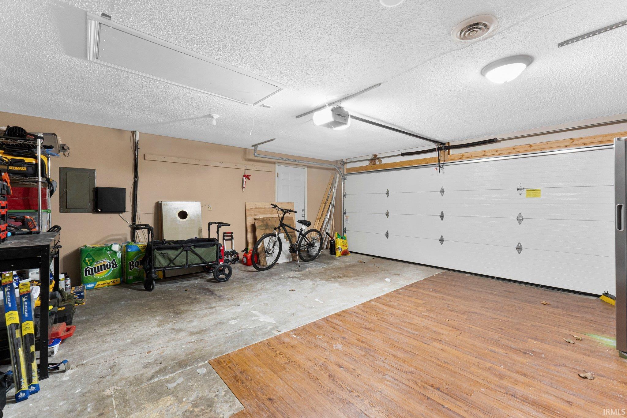 7001 Salge Drive Fort Wayne, IN 46835 - Photo 30 of 36