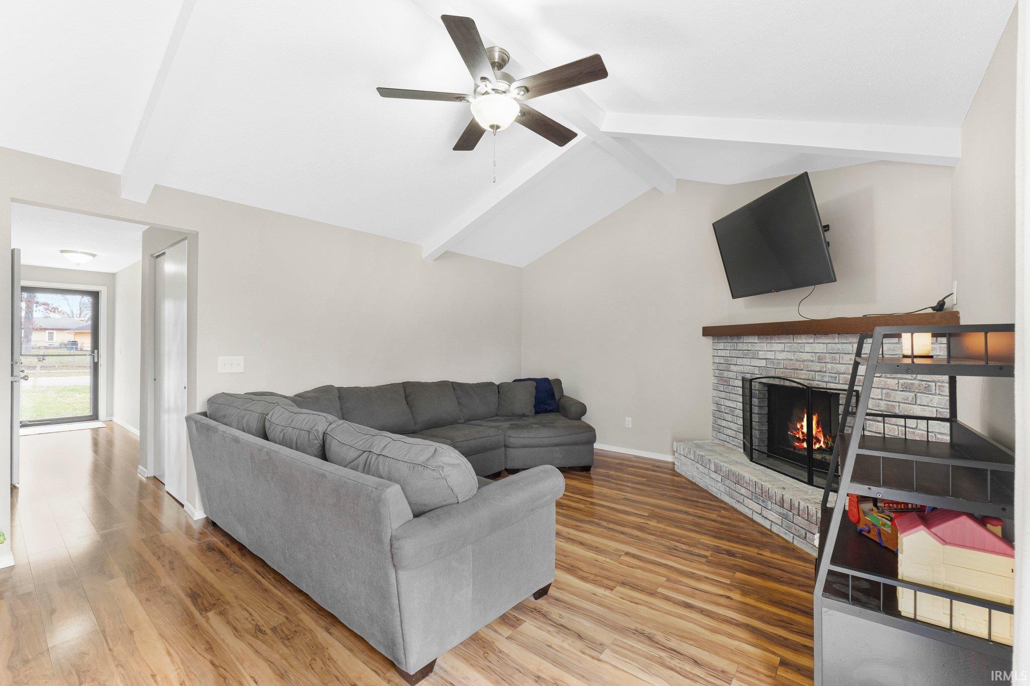 7001 Salge Drive Fort Wayne, IN 46835 - Photo 8 of 36