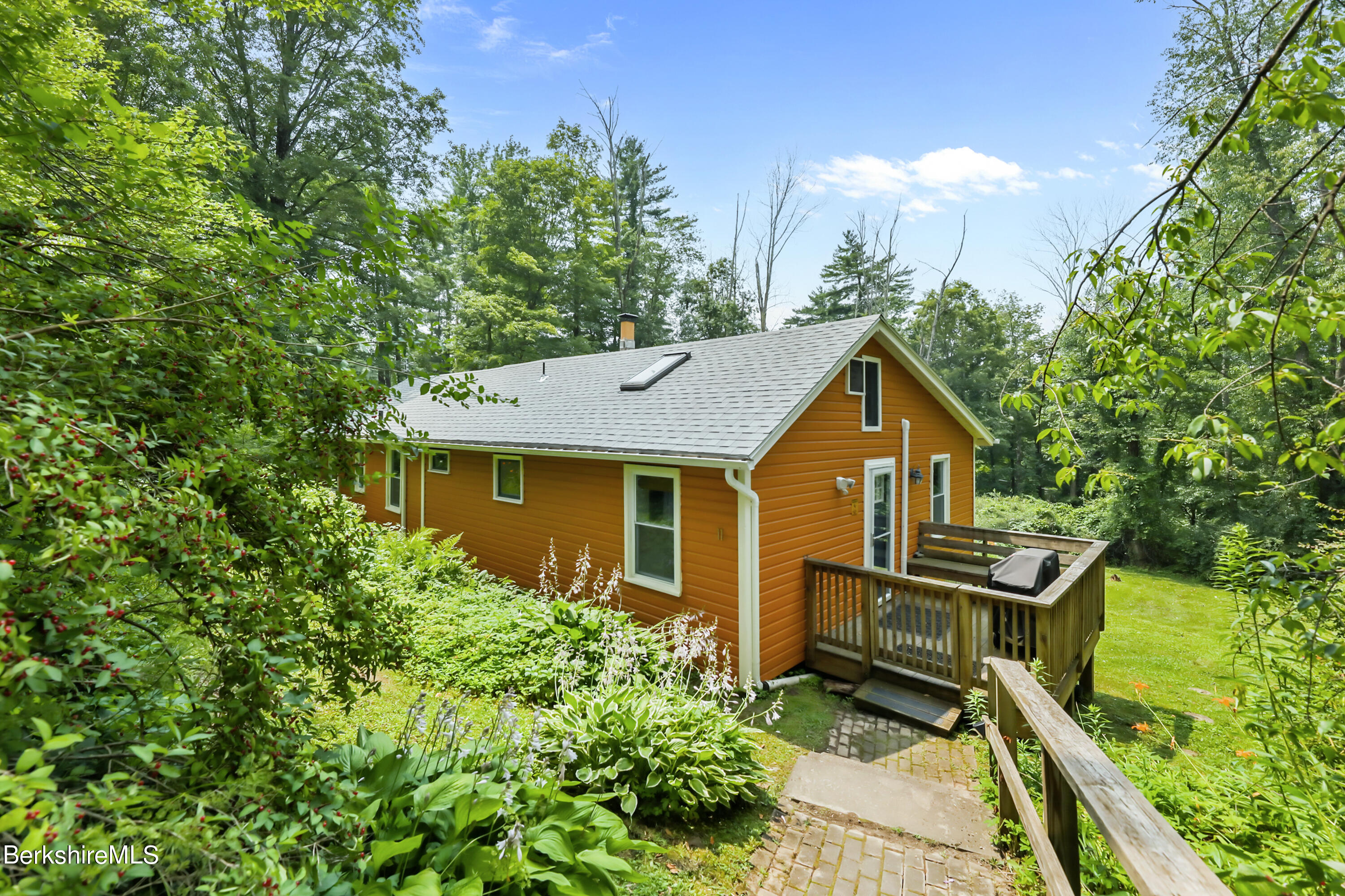 11 Mahkeenac Heights Road Stockbridge, MA 01262 - Photo 22 of 26 a house view with a garden space