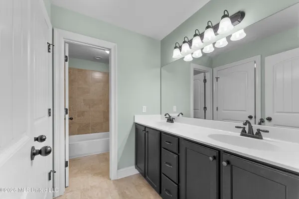 $549,000 | 12900 Miller Farms Drive, Olive Branch, MS 38654