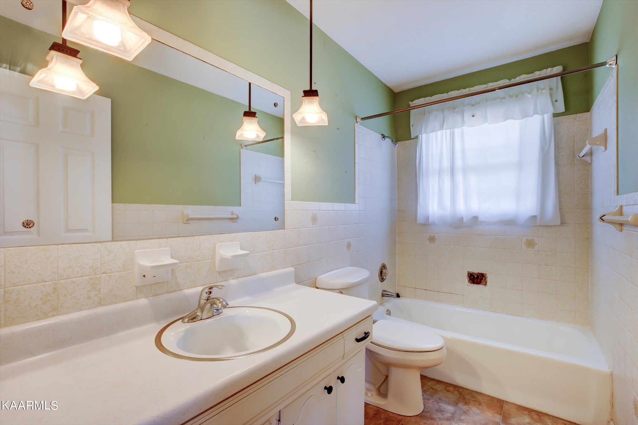 3613 Trevi Road Northeast Knoxville, TN 37918 - Photo 12 of 22 Gallery Image 12