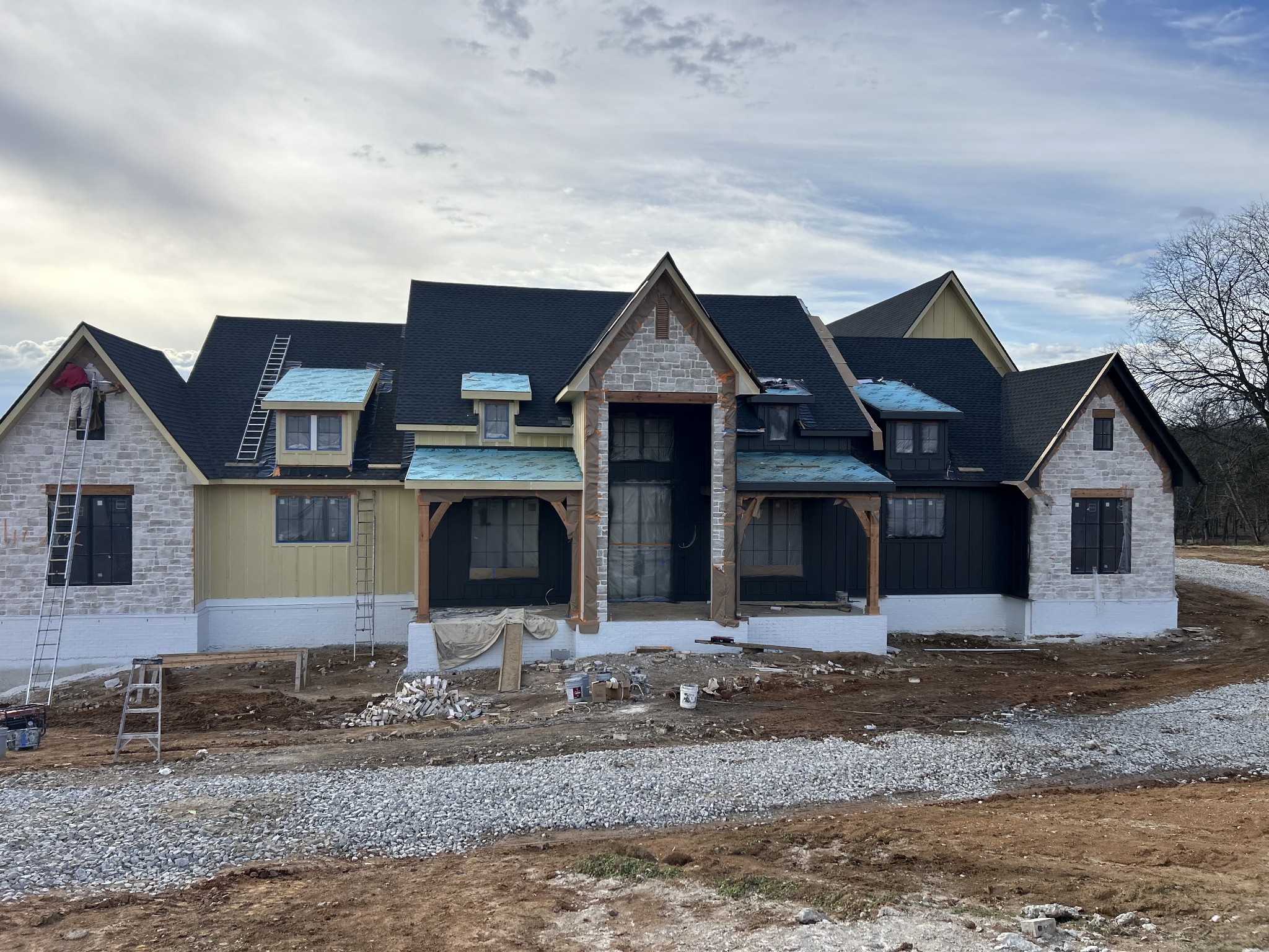 2388 Darks Mill Road Columbia, TN 38401 - Photo 5 of 25 a front view of a house with a yard and garage