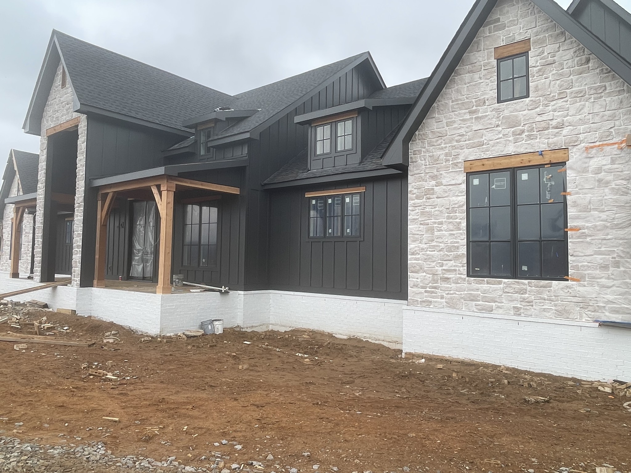 2388 Darks Mill Road Columbia, TN 38401 - Photo 6 of 25 a front view of a house with a yard