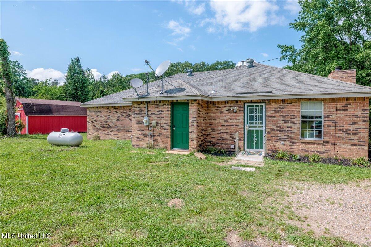 1358 David Road Coldwater, MS 38618 - Photo 23 of 28 27-Back